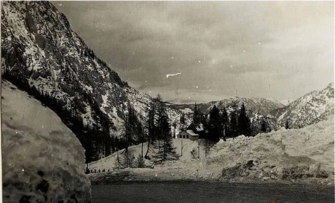 Erjavec lodge Vršič (1916)