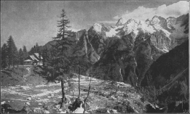 Postcard of Erjavec Lodge - Škrlatica 1923
