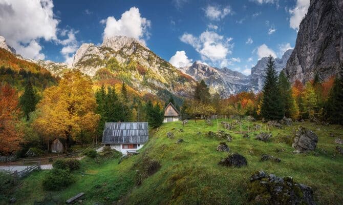 Zadnjica valley