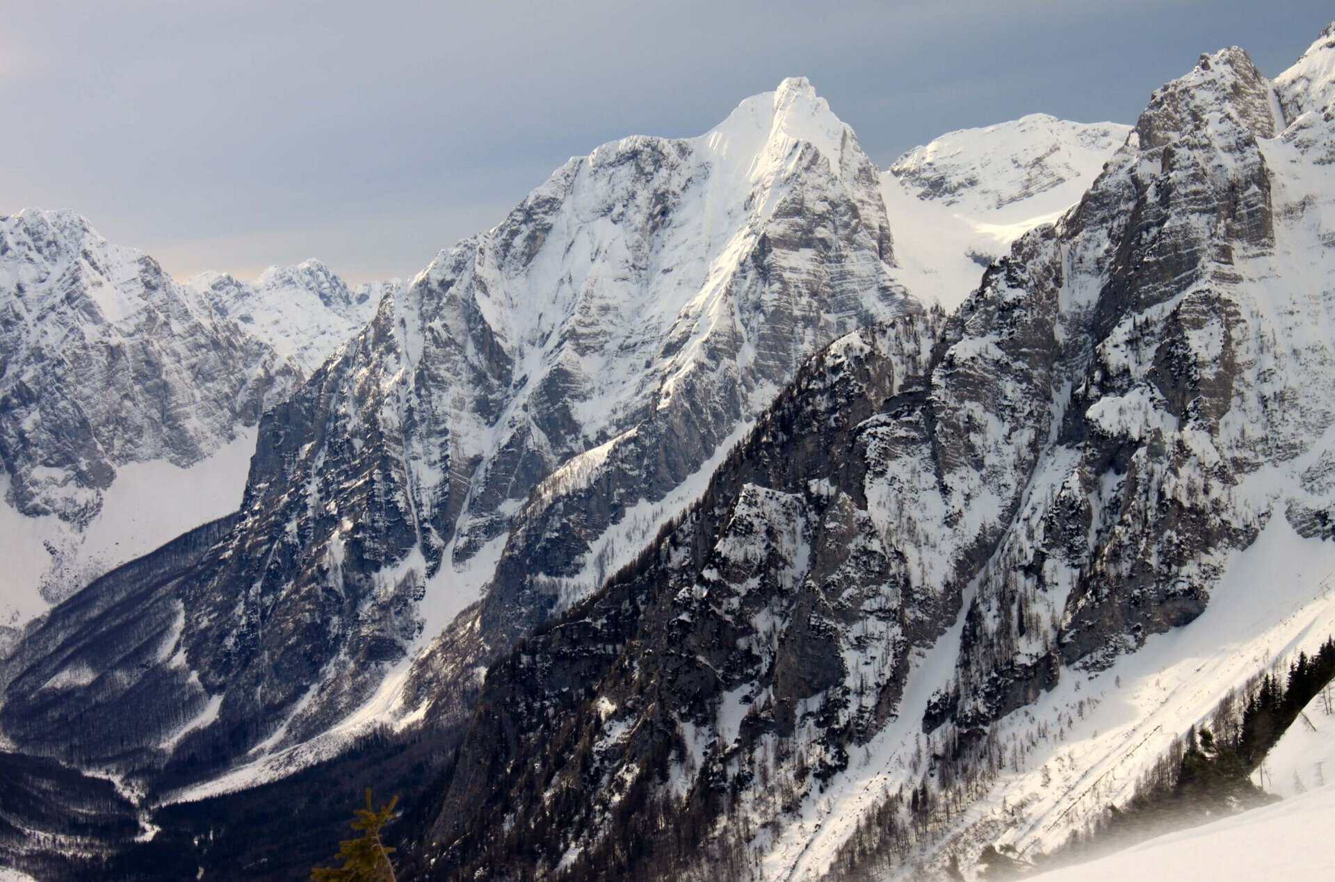 Stenar - Vrh kraj sten, Slovenia