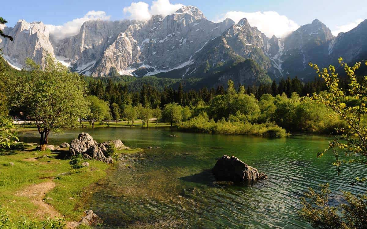 lago di fusine italy